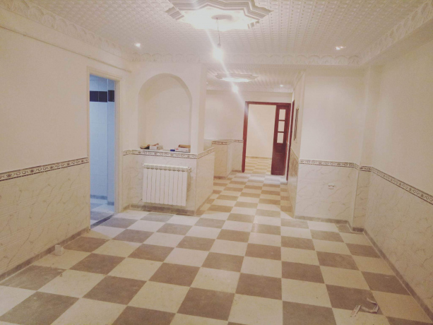 Vente Appartement 5 pièces 205 m² Tlemcen Mansourah